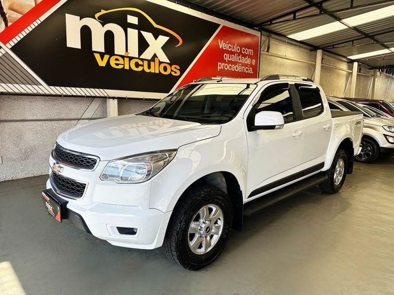 Veculo: Chevrolet (GM) - S-10 - 2.5 LT 4X4 CD 16V em Ribeiro Preto