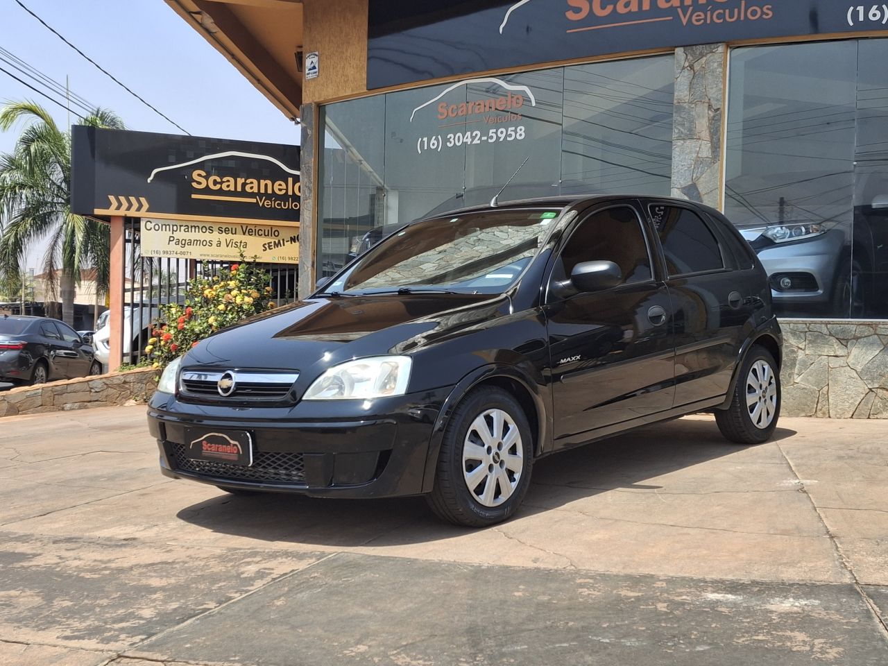 Veculo: Chevrolet (GM) - Corsa Hatch - Hat. Maxx 1.4 8V ECONOFLEX 5p em Sertozinho