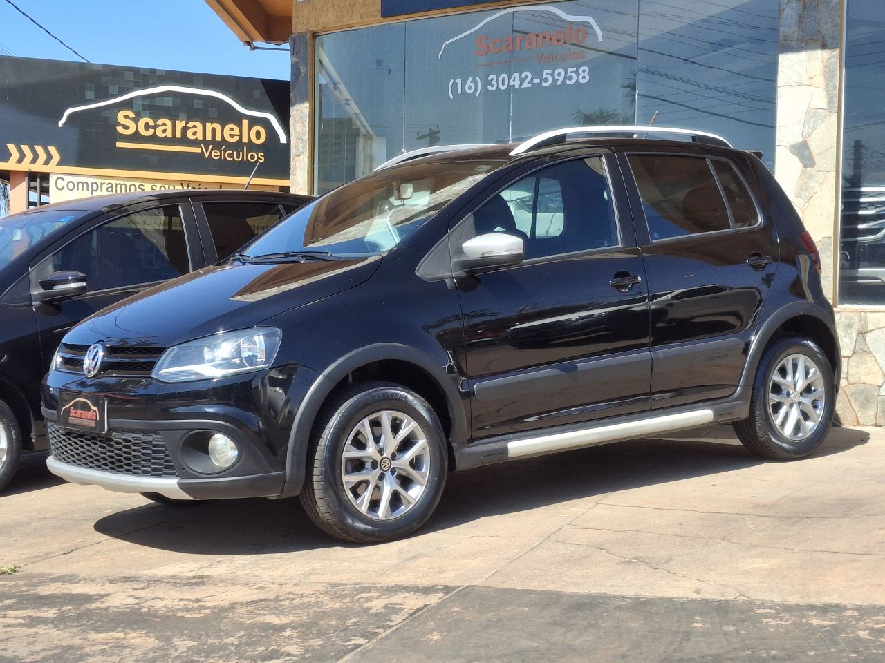 Veculo: Volkswagen - CrossFox - 1.6 Mi Total Flex 8V 5p em Sertozinho