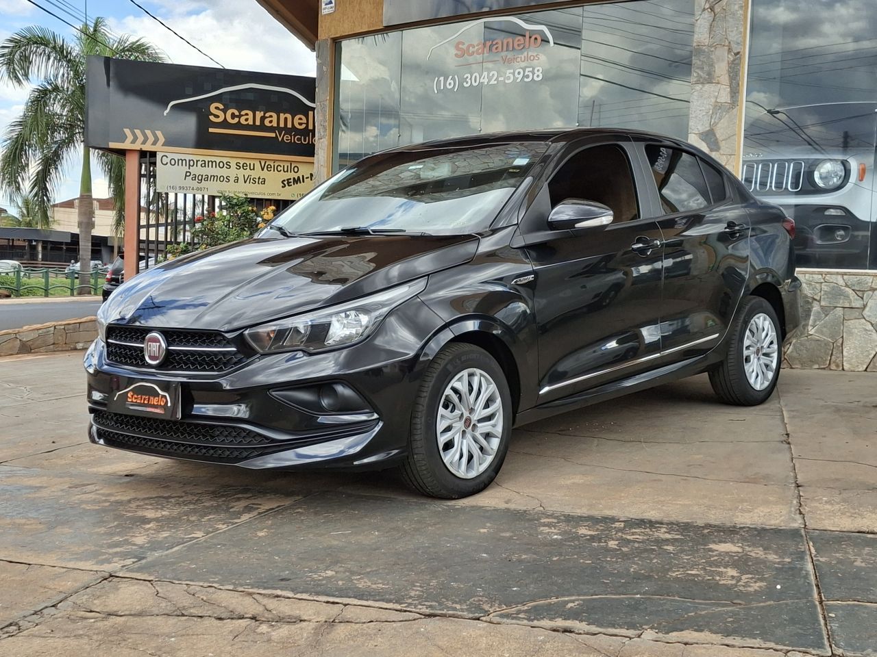 Veculo: Fiat - Cronos - DRIVE 1.8 16V Flex Aut. em Sertozinho