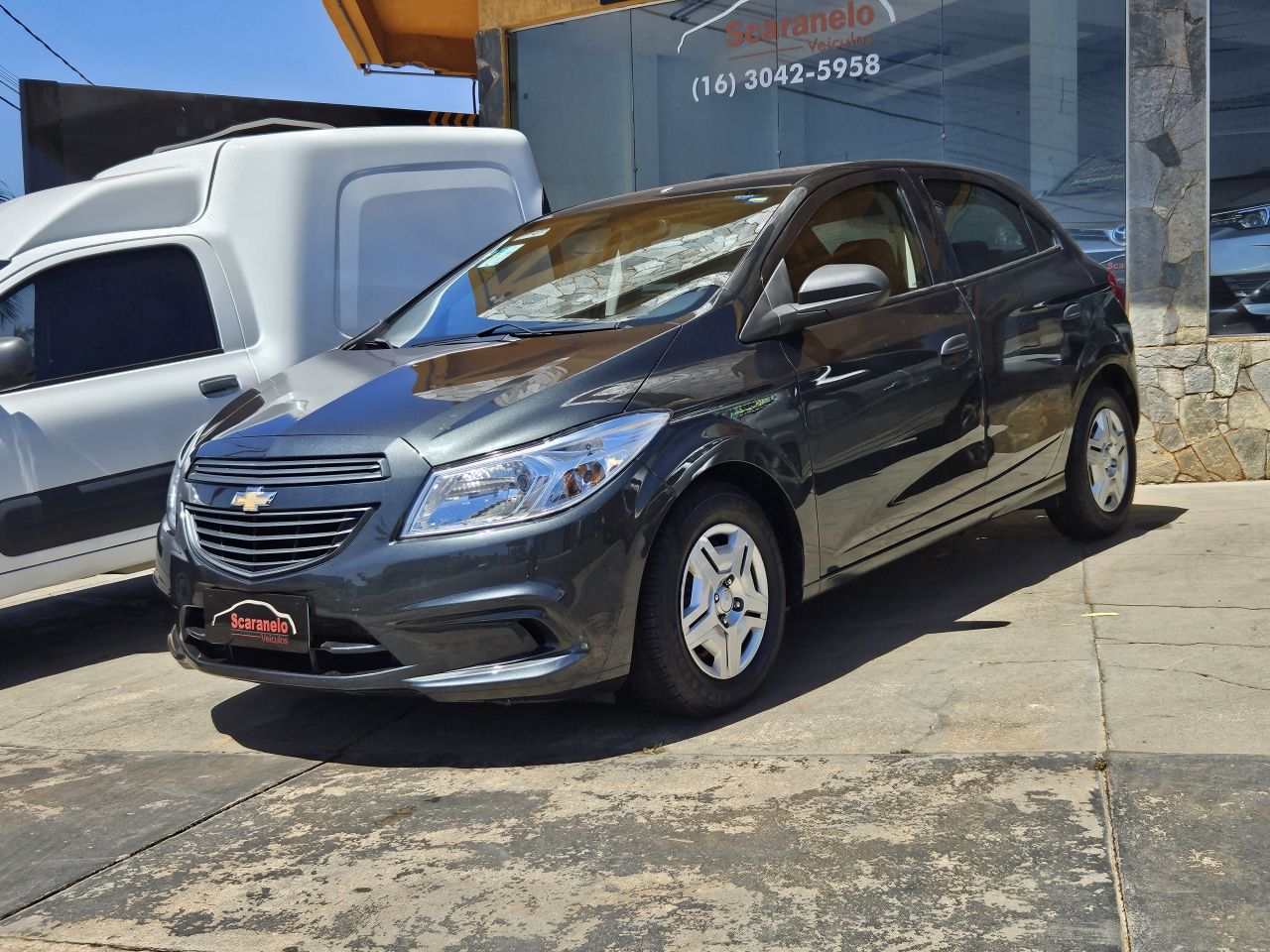 Veculo: Chevrolet (GM) - Onix - HATCH Joy 1.0 8V Flex 5p Mec. em Sertozinho