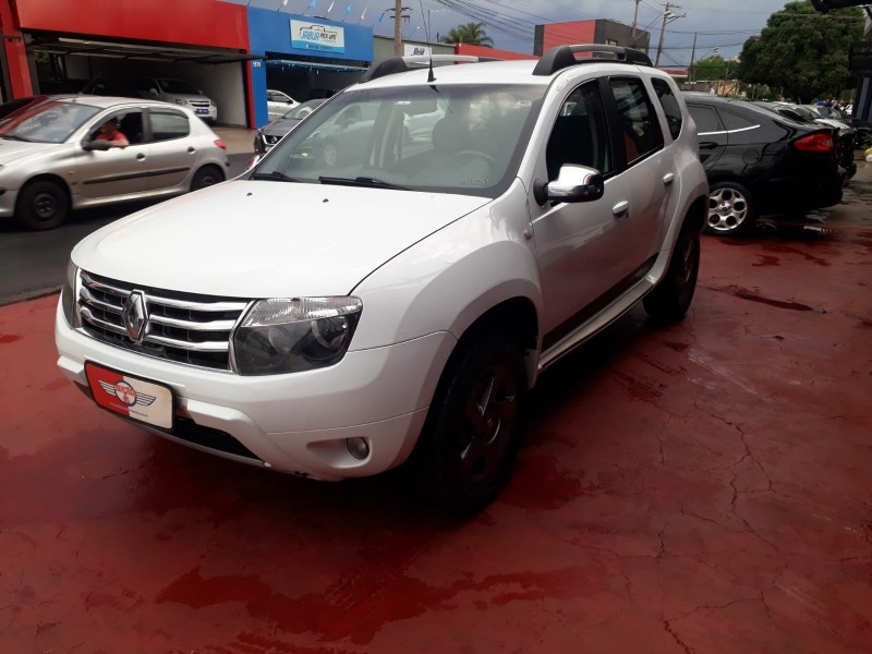 Veculo: Renault - Duster - DUSTER em Ribeiro Preto