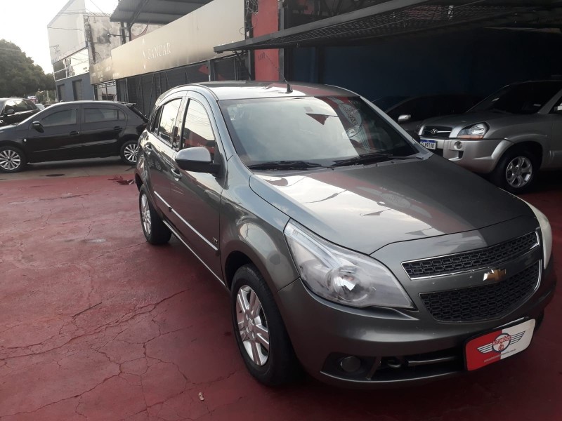 Veculo: Chevrolet (GM) - Agile - 1.4 MPFI LTZ 8V FLEX 4P MANUAL em Ribeiro Preto