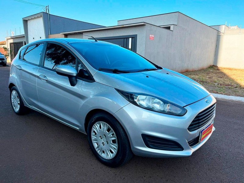 Veculo: Ford - Fiesta Hatch - 1.5 S HATCH 16V em Sertozinho