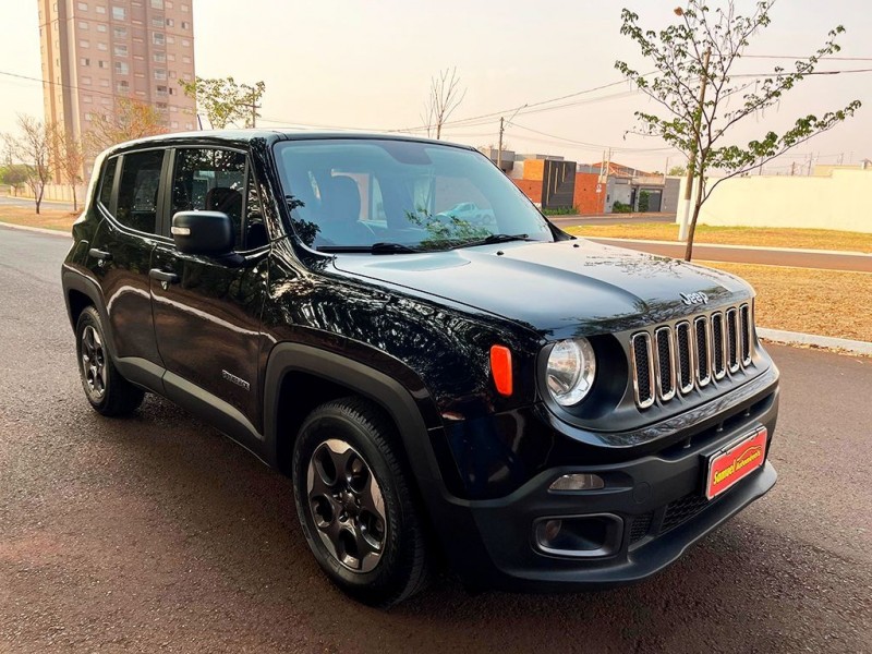 Veculo: Jeep - Renegade - 1.8 16V SPORT em Sertozinho