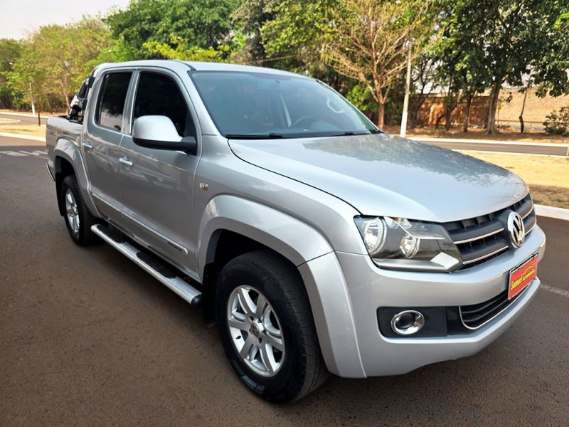 Veculo: Volkswagen - Amarok - 2.0 TRENDLINE 4X4 CD 16V TURBO INTERCOOLER em Sertozinho