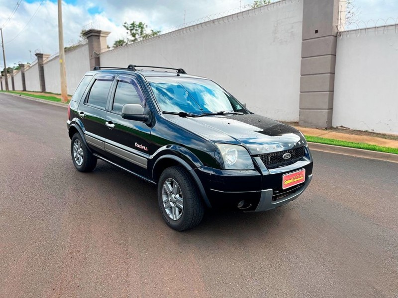 Veculo: Ford - EcoSport - 1.6 XLT 8V em Sertozinho