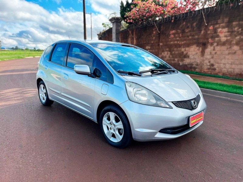 Veculo: Honda - Fit - 1.4 LXL 16V em Sertozinho