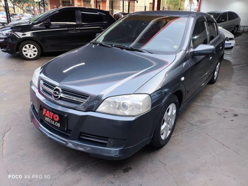 Veculo: Chevrolet (GM) - Astra Sedan - ASTRA em Ribeiro Preto