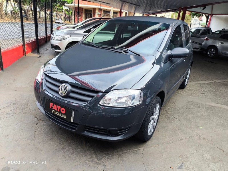 Veculo: Volkswagen - Fox - FOX em Ribeiro Preto