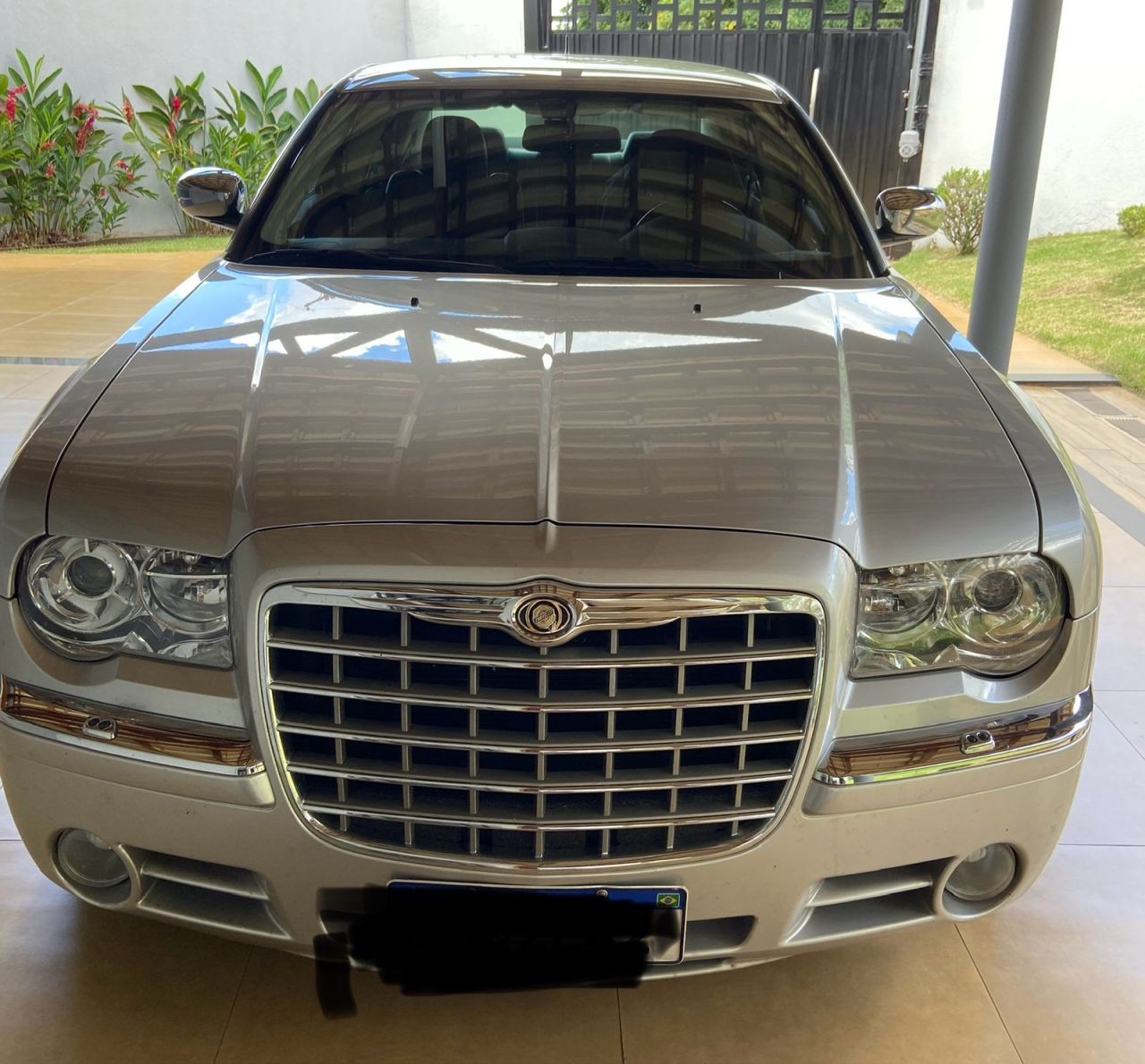 Veculo: Chrysler - 300 - C 3.5 V6 249cv em Ribeiro Preto