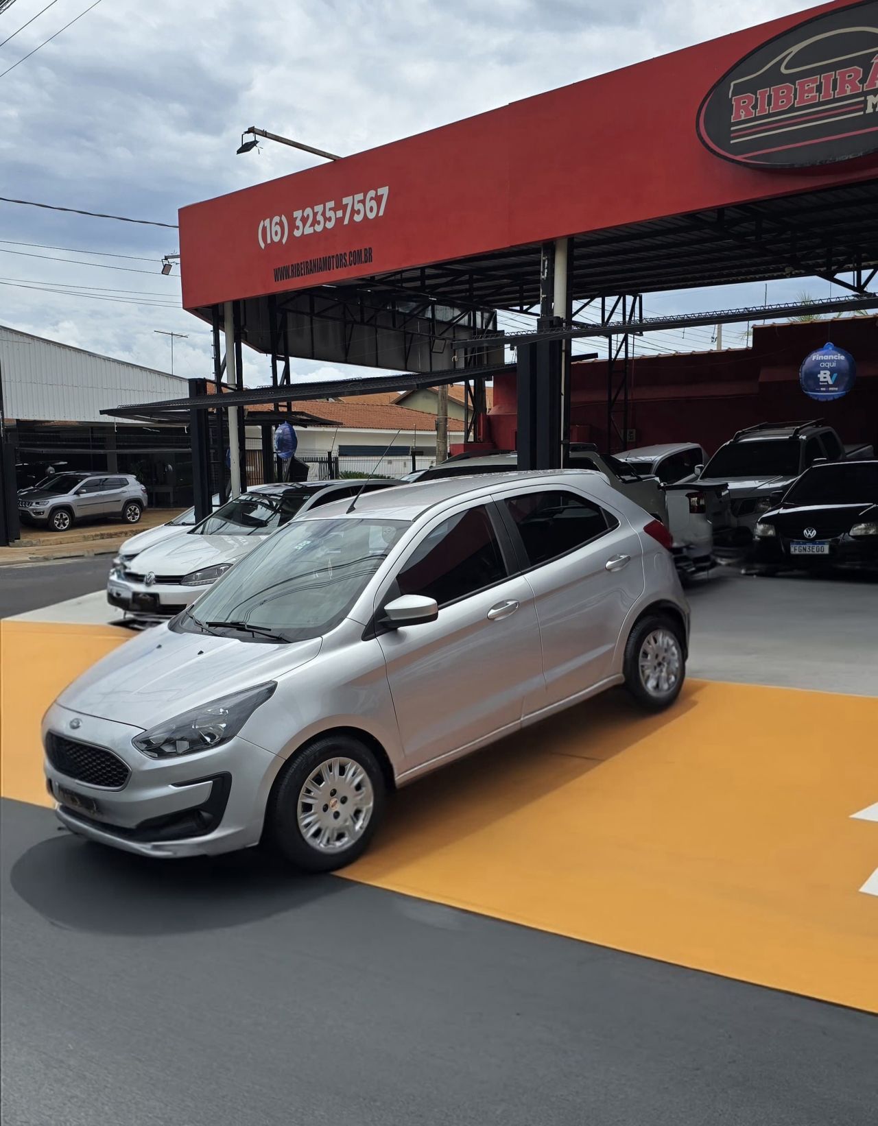 Veculo: Ford - Ka - 1.0 SE/SE Plus TiVCT Flex 5p em Ribeiro Preto