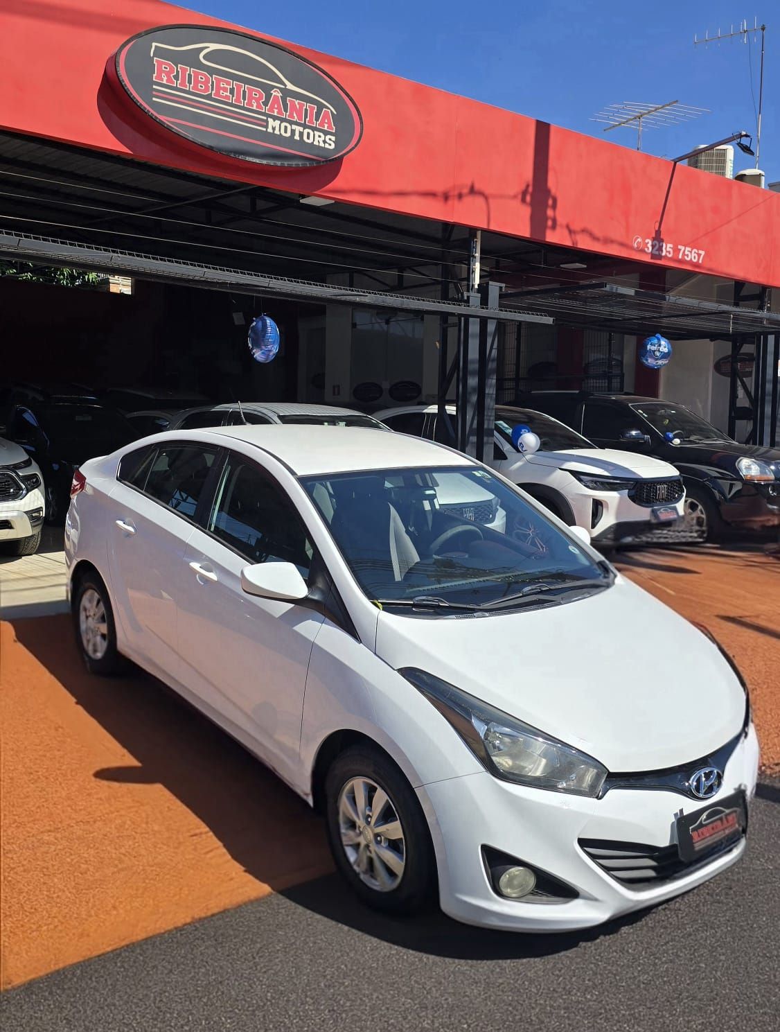 Veculo: Hyundai - HB 20 - C.Plus/C.Style 1.6 Flex 16V Mec.4p em Ribeiro Preto