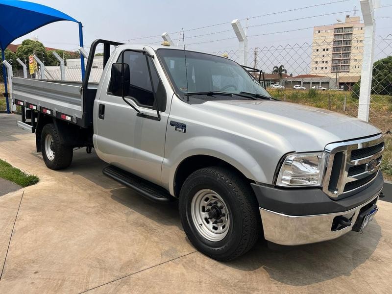 Veculo: Ford - F-350 -  em Batatais