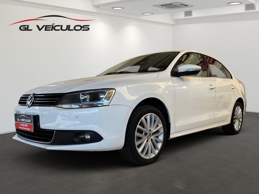 Veculo: Volkswagen - Jetta - 2.0 TSI HIGHLINE 211CV GASOLINA 4P TIPTRONIC em Ribeiro Preto