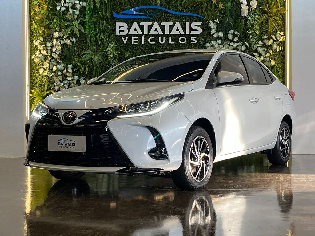 Veculo: Toyota - Yaris - 1.5 16V FLEX SEDAN XLS CONNECT MULTIDRIVE em Batatais