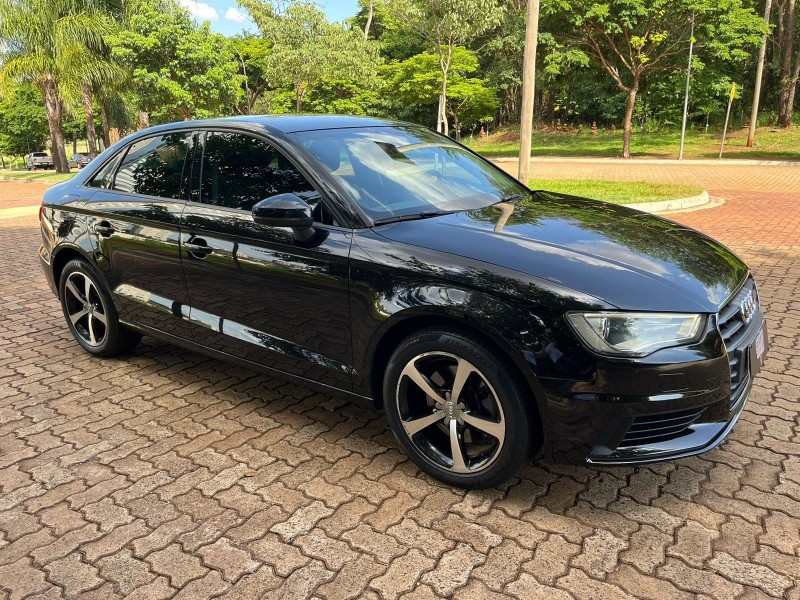 Veculo: Audi - A3 -  em Ribeiro Preto