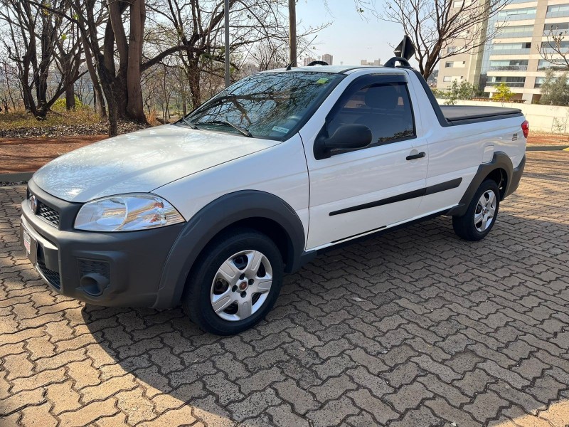 Veculo: Fiat - Strada - STRADA em Ribeiro Preto