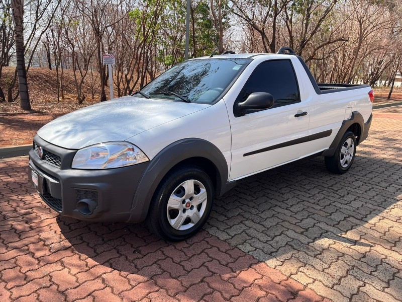 Veculo: Fiat - Strada - STRADA em Ribeiro Preto