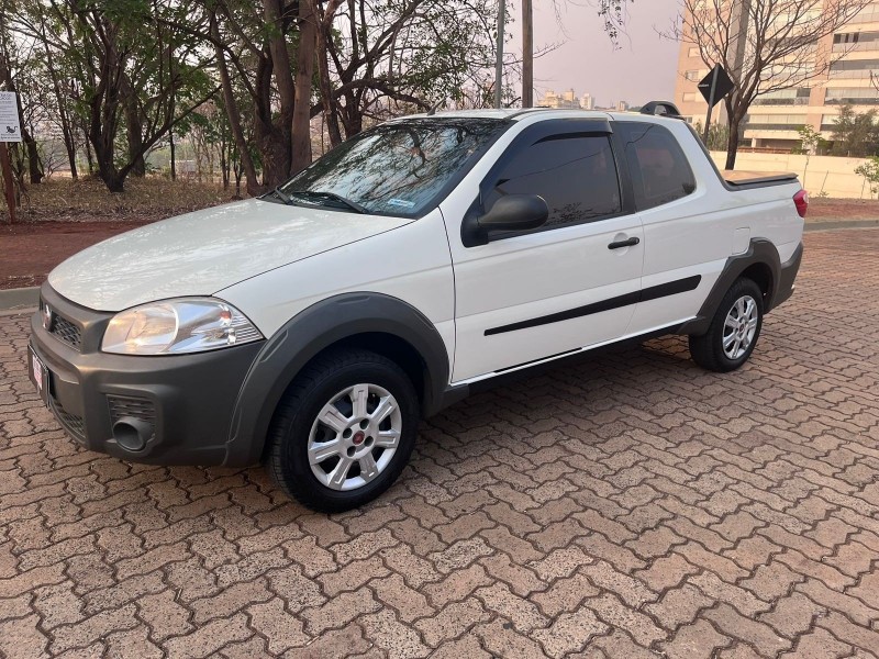 Veculo: Fiat - Strada - STRADA em Ribeiro Preto