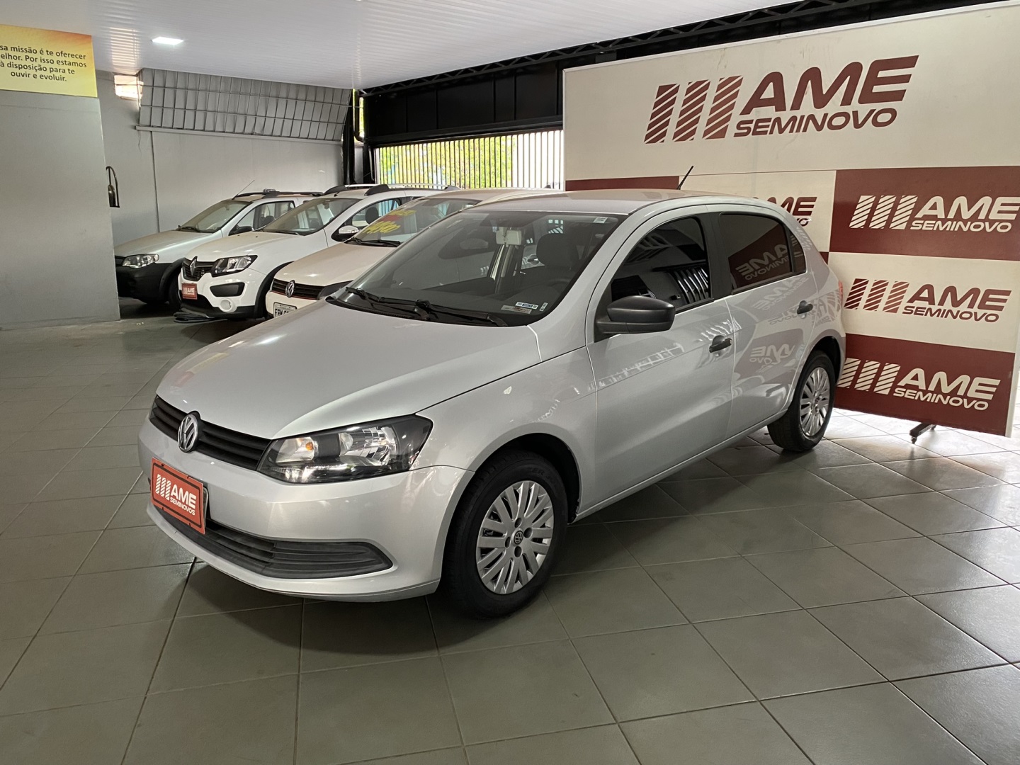 Veculo: Volkswagen - Gol - 1.0 MI TRENDLINE 8V FLEX 4P MANUAL em Ribeiro Preto