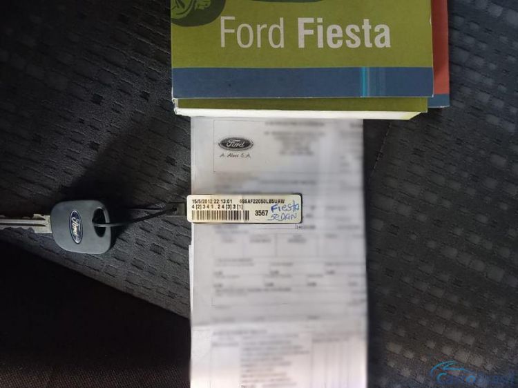 R.L. Veculos | Fiesta Sedan 1.6 Zetec 4P.  12/13 - foto 10
