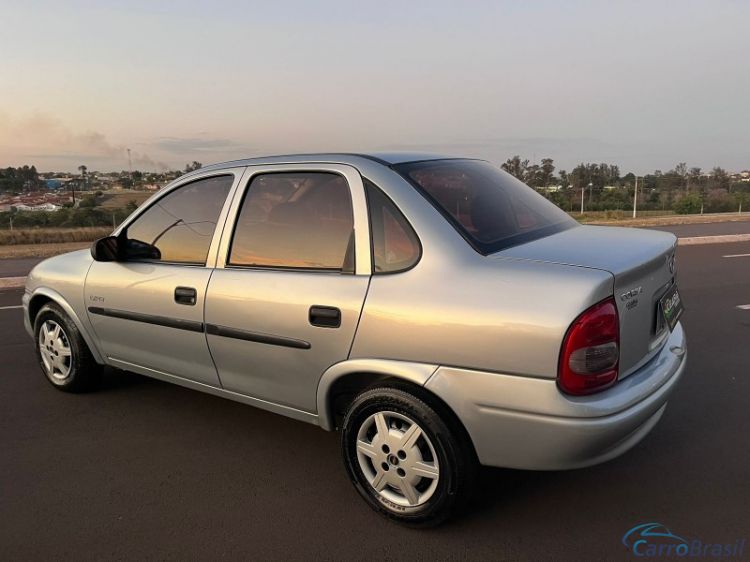 Cear Autozero | Corsa Sedan Classic Life 1.0 07/07 - foto 4