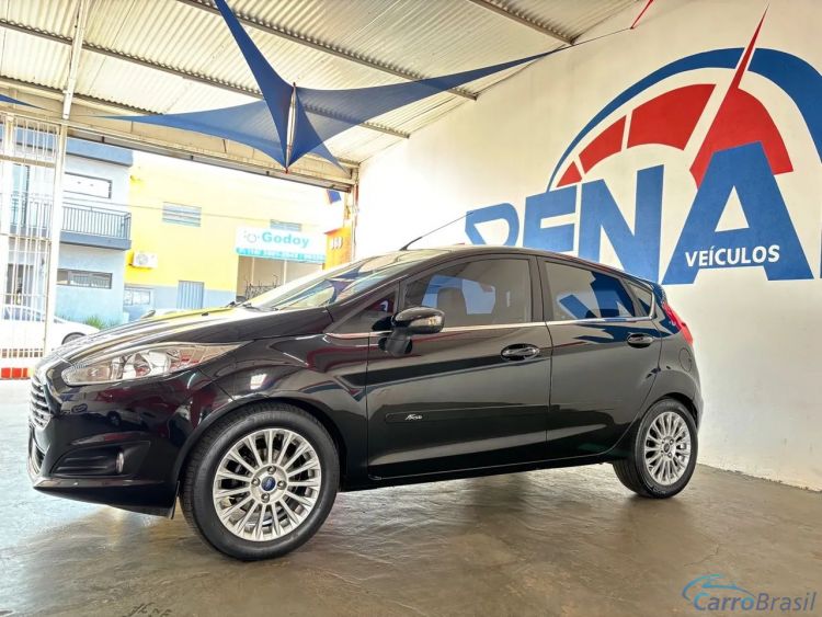 Renan Veculos | Fiesta Hatch New Titanium 1.6 Aut. 4P. 14/15 - foto 1