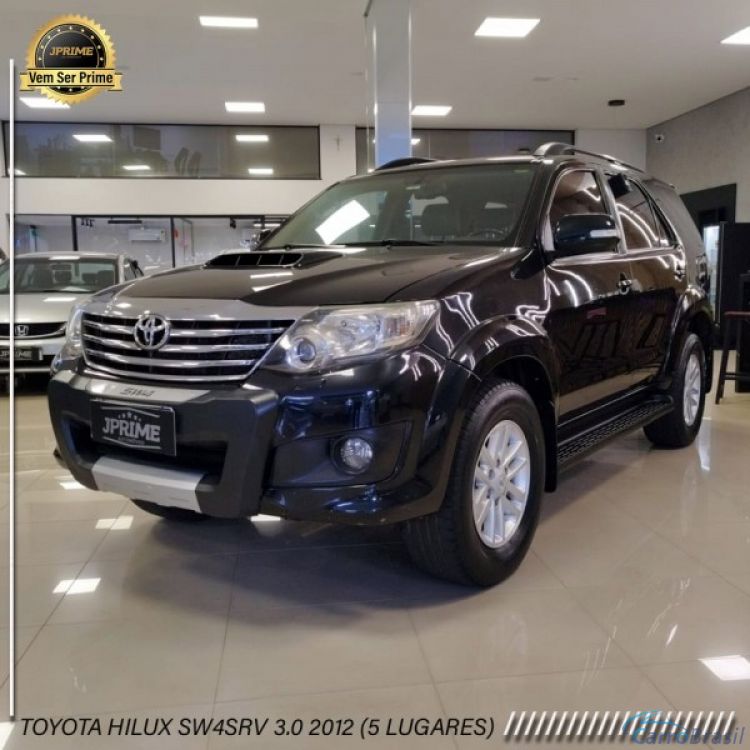 J Prime Automveis | Hilux SW4 SRV 3.0 5 Lugares 12/12 - foto 3