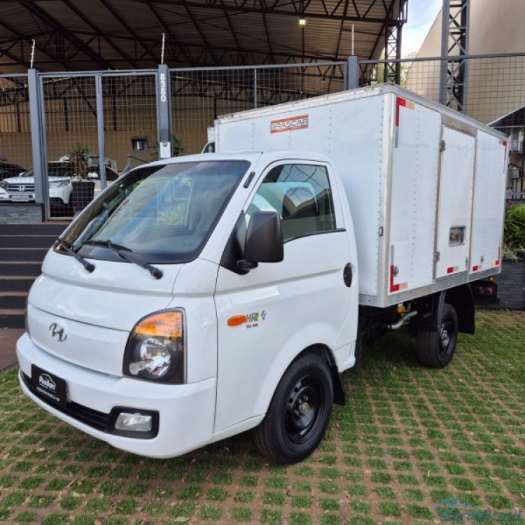 Radan Veiculos | HR 2.5 LONGO SEM CAAMBA 4X2 16V 130CV TURBO INTERCOOLER DIESEL 2P MANUAL 21/21 - foto 3