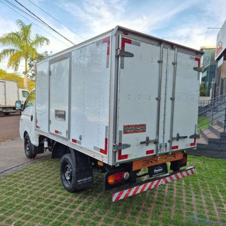 Radan Veiculos | HR 2.5 LONGO SEM CAAMBA 4X2 16V 130CV TURBO INTERCOOLER DIESEL 2P MANUAL 21/21 - foto 4