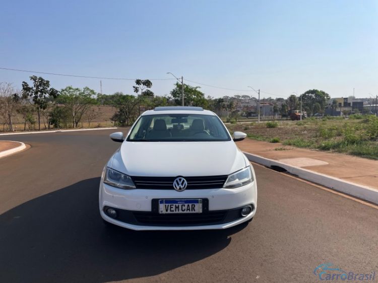 Vem Car Veculos | Jetta COMFORTLINE 2.0 FLEX COM TETO SOLAR  12/12 - foto 2