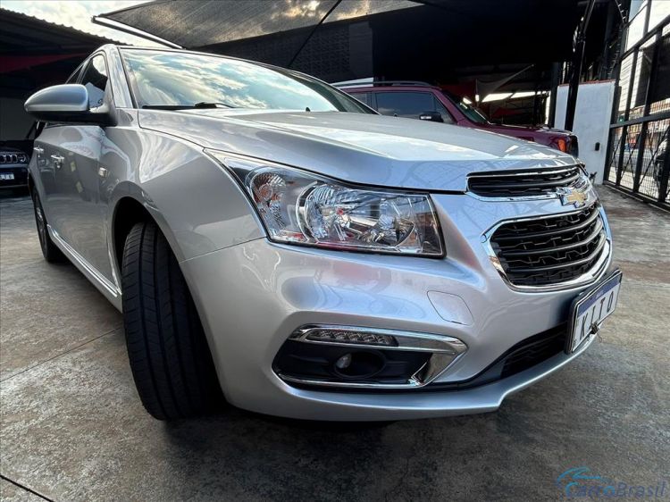 Kito Veculos | Cruze 1.8 LT SPORT6 16V FLEX 4P AUTOMTICO 15/15 - foto 2