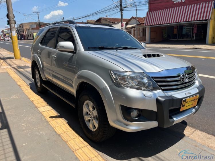 MV Automveis | Hilux HILUX SW4 11/12 - foto 2