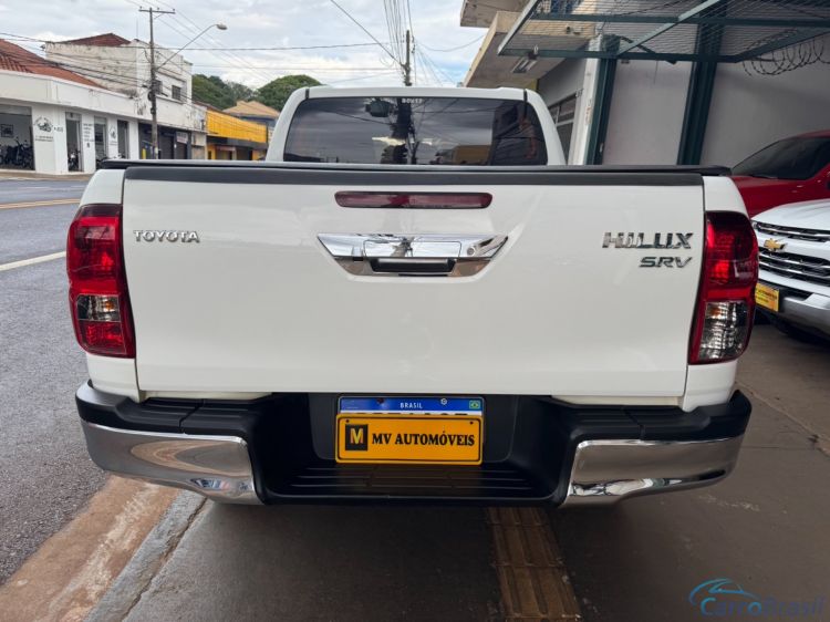 MV Automveis | Hilux HILUX 17/18 - foto 6