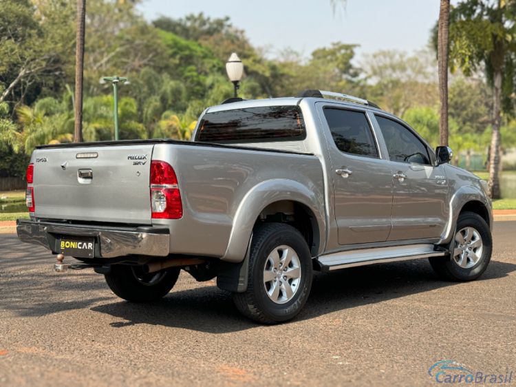 Bonicar Veculos | Hilux  15/15 - foto 2