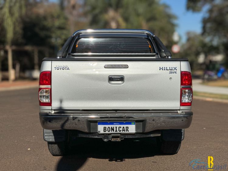 Bonicar Veculos | Hilux  14/14 - foto 3