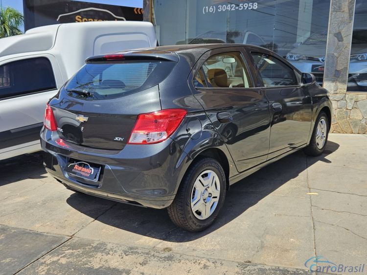 Scaranelo Veculos | Onix HATCH Joy 1.0 8V Flex 5p Mec. 18/18 - foto 4