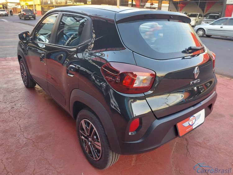 Automvel & Cia | Kwid 1.0 12V SCE FLEX INTENSE MANUAL 23/23 - foto 3