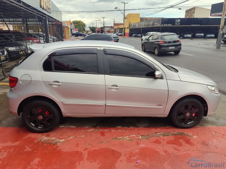 Automvel & Cia | Gol 1.0 MI 8V FLEX 4P MANUAL G.V 09/09 - foto 5