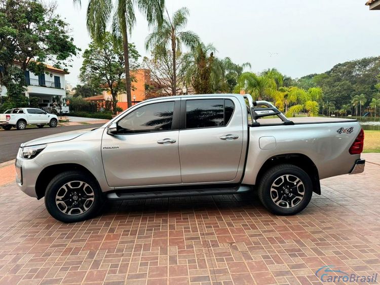 Samuel Automveis | Hilux 2.8 SRV 4X4 CD 16V 21/21 - foto 8