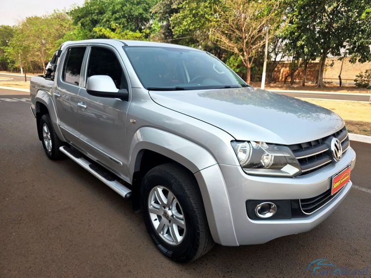 Samuel Automveis | Amarok 2.0 TRENDLINE 4X4 CD 16V TURBO INTERCOOLER 12/13 - foto 1