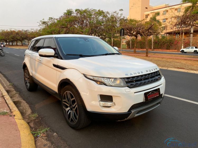 Ribeirania Motors | Range Rover R.EVOQUE Pure  2.0 Aut. 5p 13/13 - foto 3