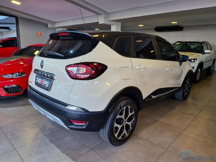 Champs Motors | Captur  17/18 - foto 2