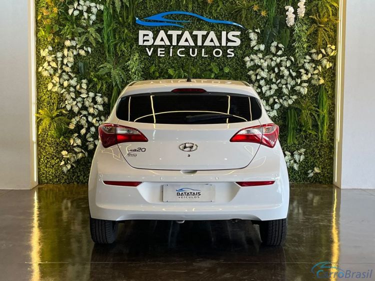 Batatais Veculos | HB 20 1.0 COMFORT PLUS 12V FLEX 4P MANUAL 16/17 - foto 4