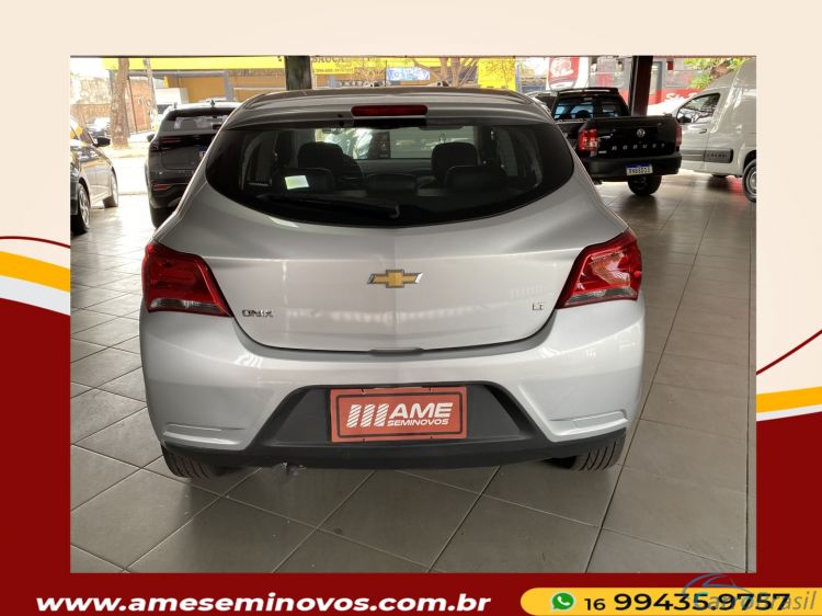 Ame Seminovos | Onix 1.0 MPFI LT 8V FLEX 4P MANUAL 19/19 - foto 3