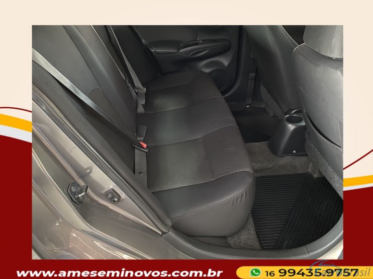 Ame Seminovos | Versa 1.6 SL 16V FLEX 4P MANUAL 13/14 - foto 7