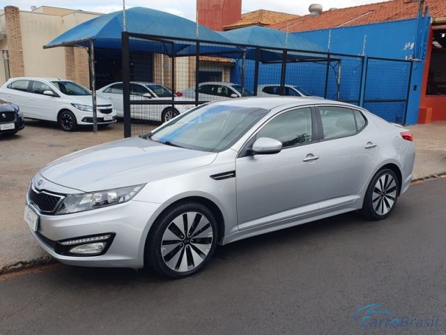 Mais detalhes do Kia Optima 2.4  Gasolina