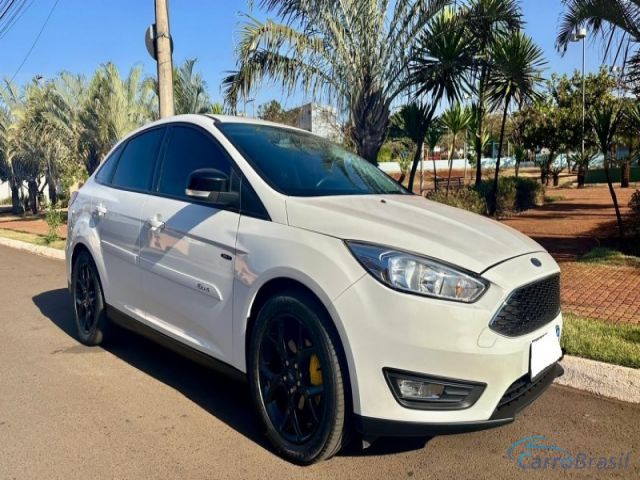 Mais detalhes do Ford Focus Sedan SE 2.0 Flex