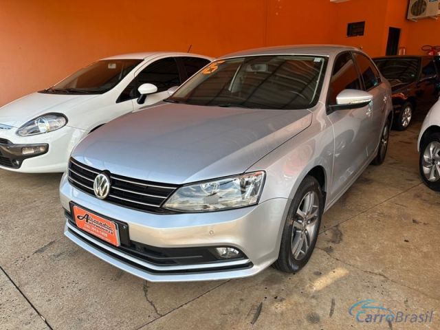 Mais detalhes do Volkswagen Jetta TSI Aut. 4P.  Gasolina